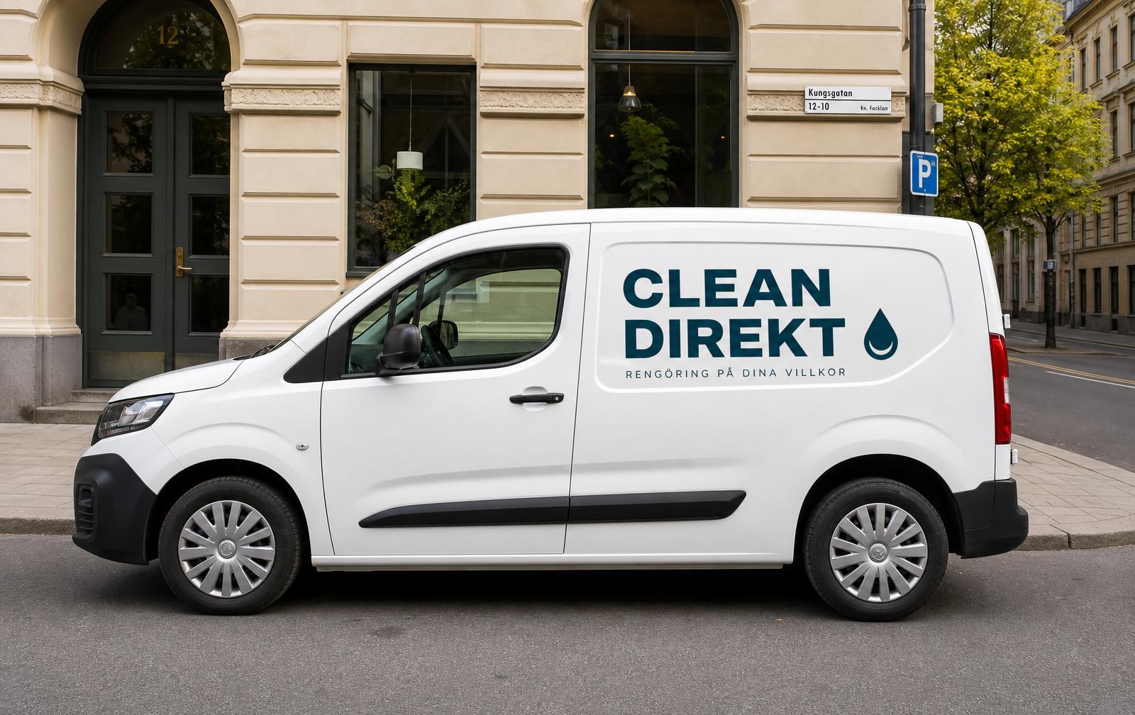 Servicebil dekorerad med Clean Direkt i Norrköping